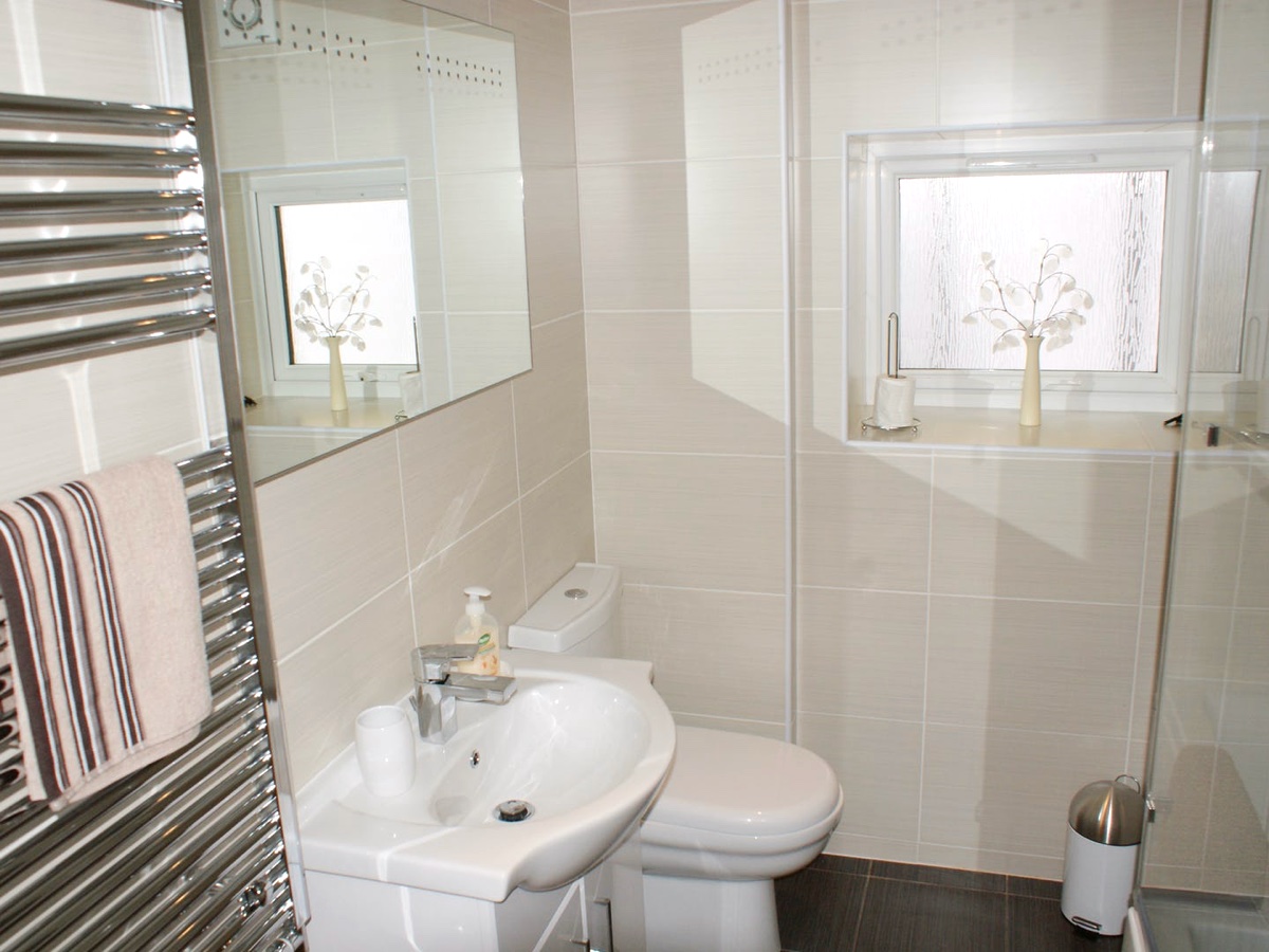 En-suite shower room