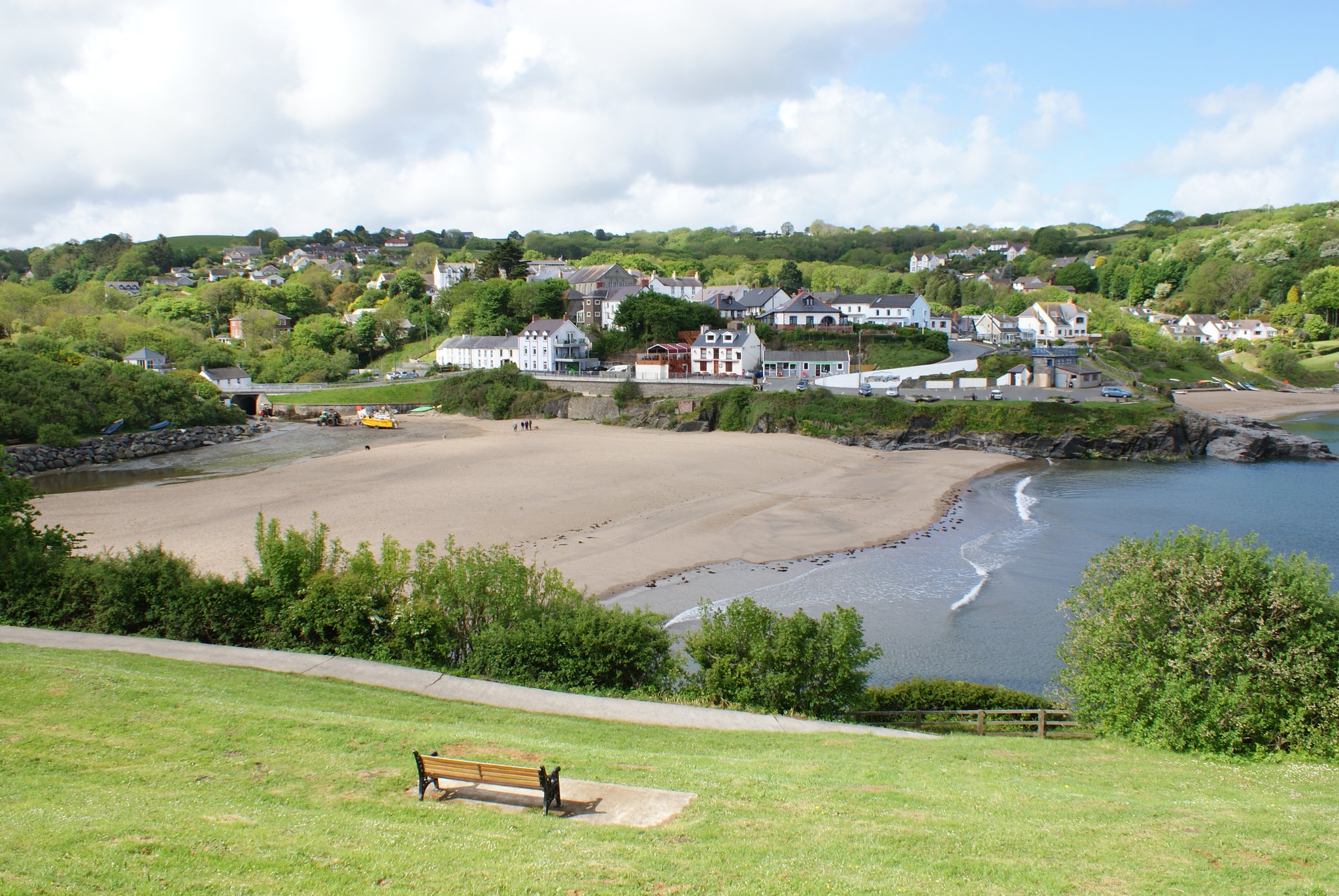 Aberporth beach — looking west