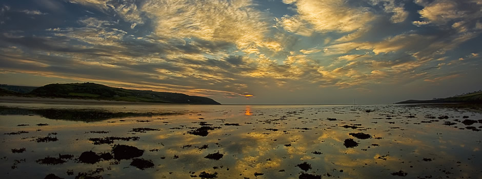 The wide estuary sands of Poppit